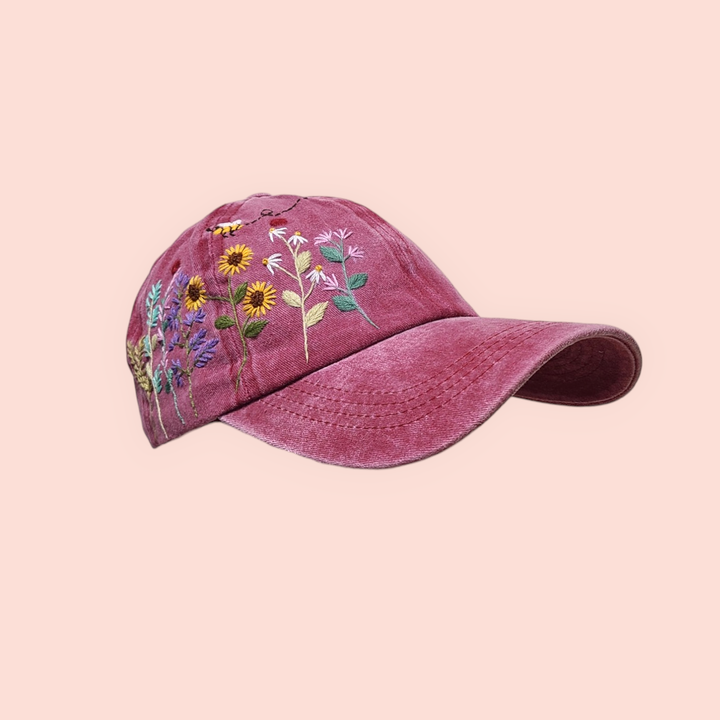 Berretto da baseball con fiori ricamati a mano