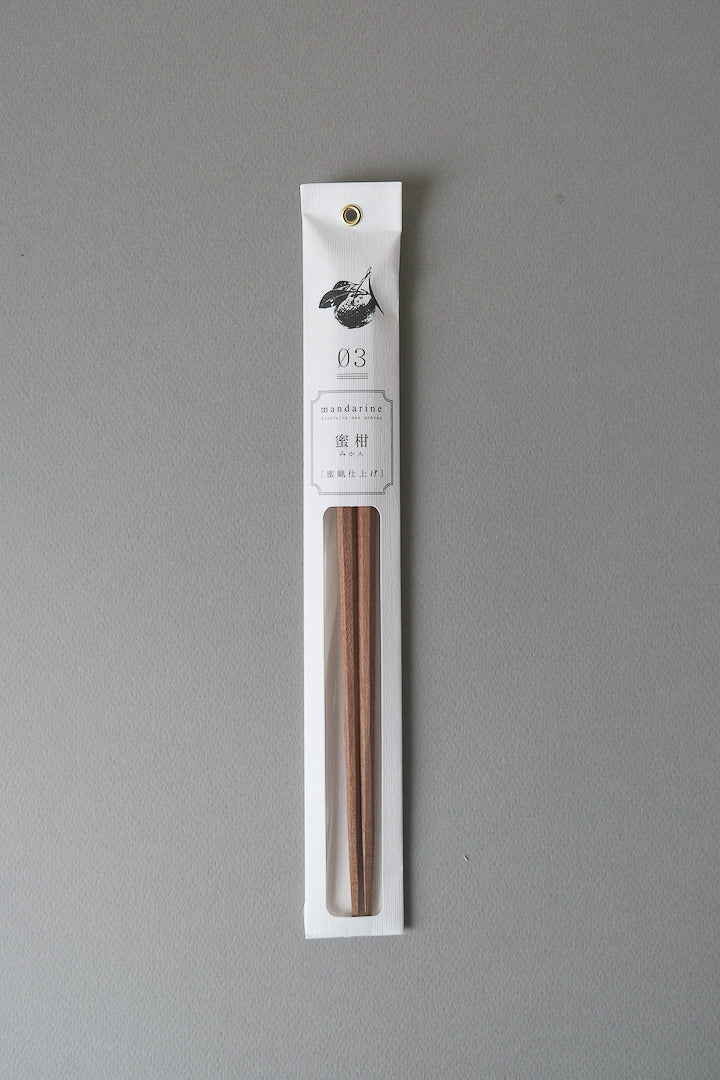 Tetoca / Bacchette in legno naturale | Mandarino