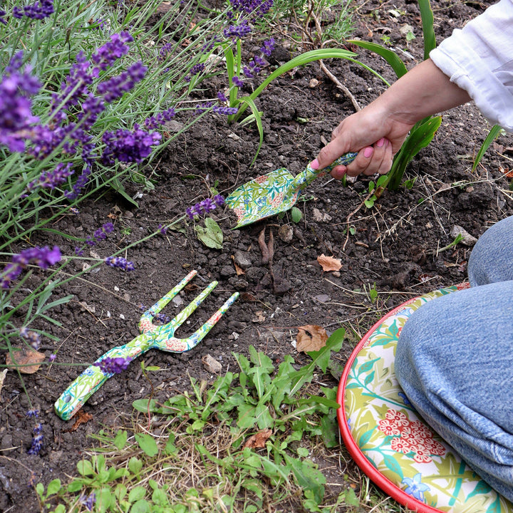 Set di attrezzi da giardino Orange Grove con forchetta e cazzuola - William Morris Jasmine Design