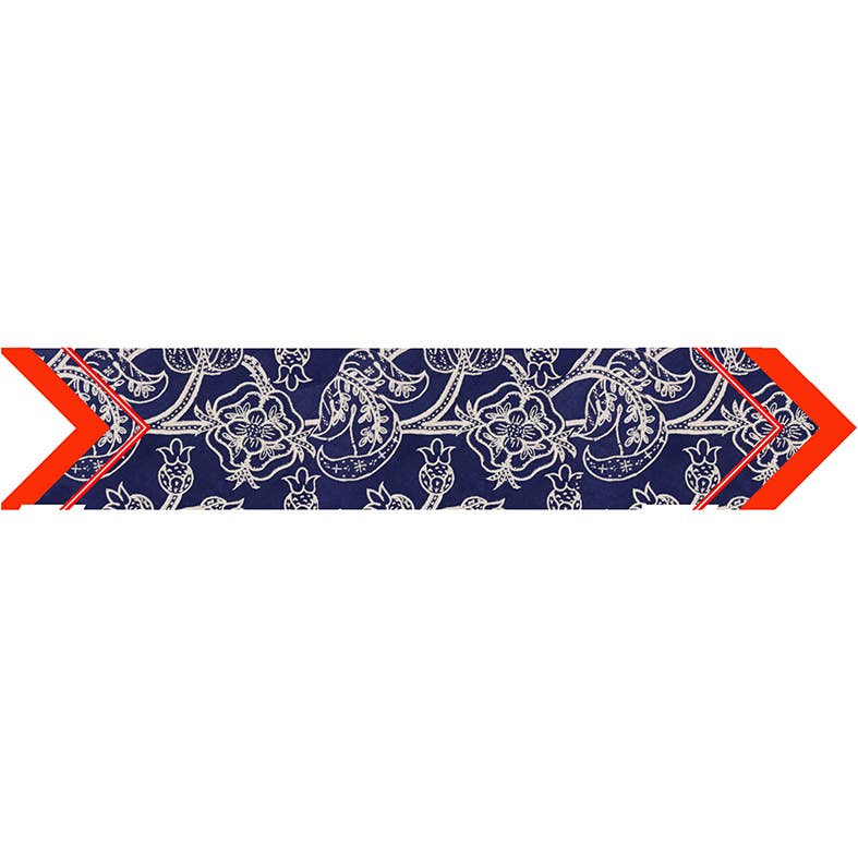 Ricamo in twilly blu