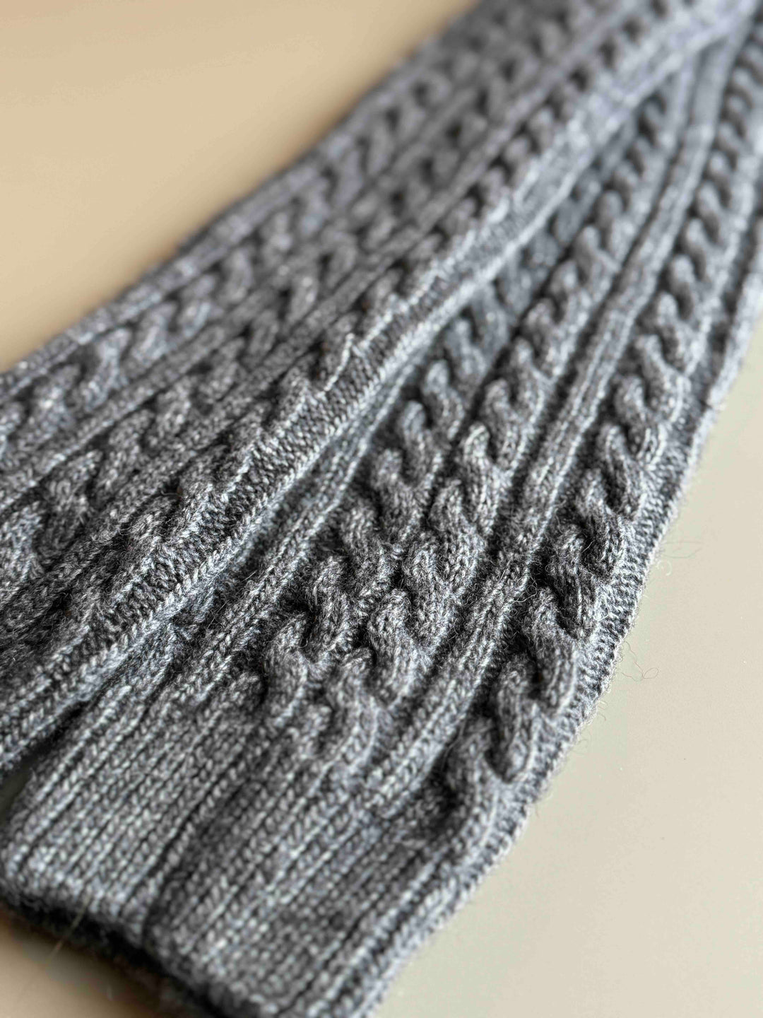 Leg Warmers / Scaldamuscoli in lana lavorati a mano