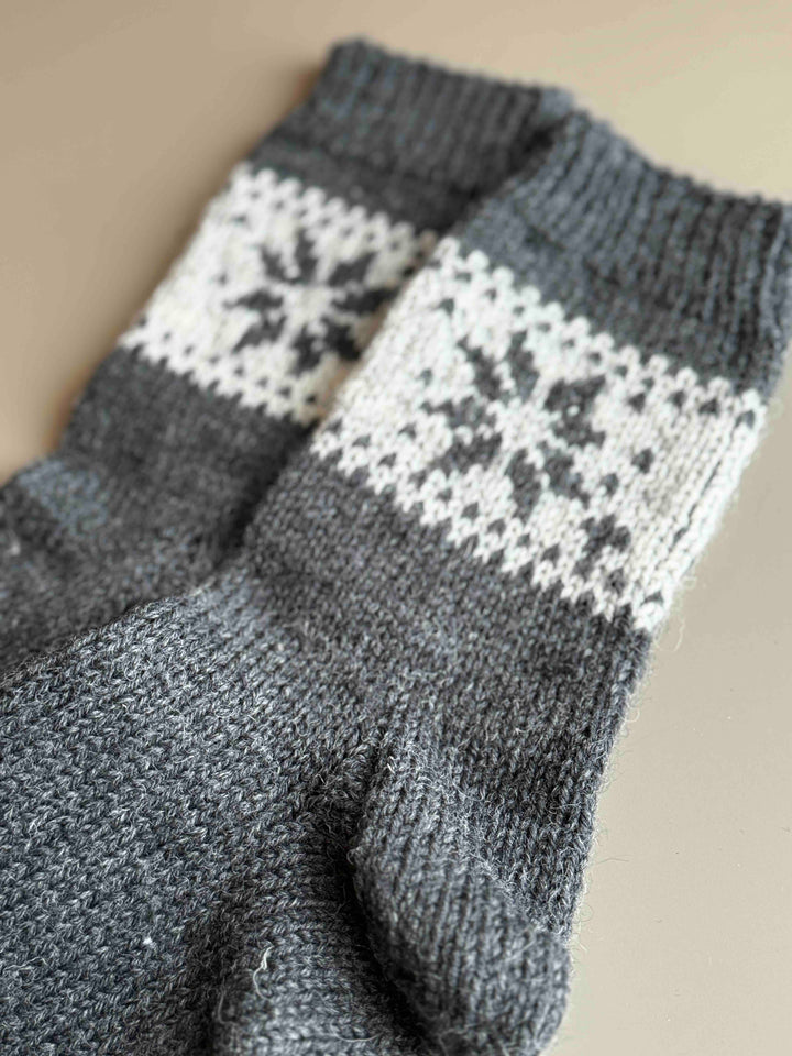Calze da Casa in Lana HIGHLAND Lavorate a Mano |Fiocchi di Neve