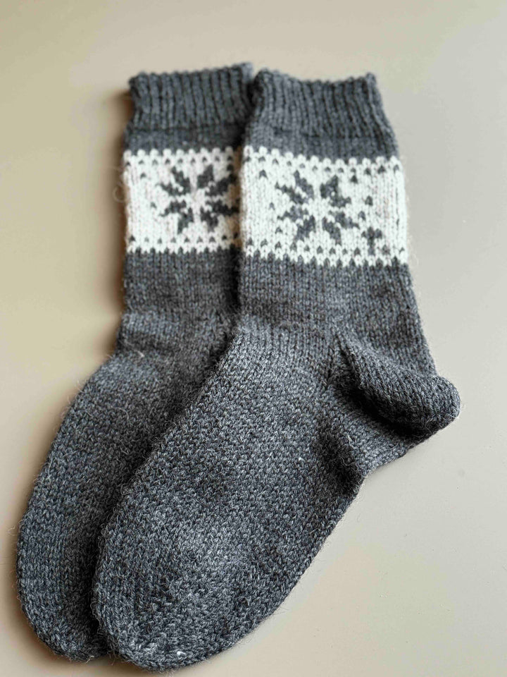 Calze da Casa in Lana HIGHLAND Lavorate a Mano |Fiocchi di Neve